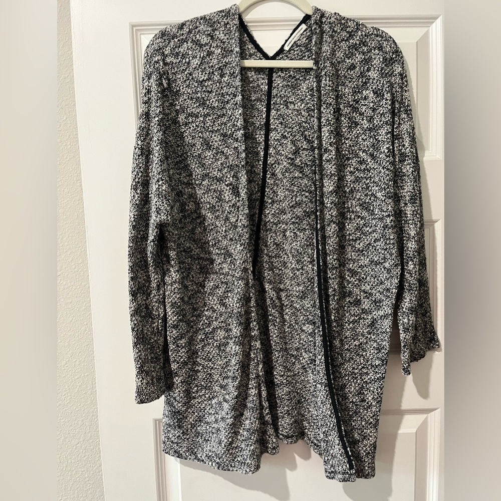✨SALE✨ American Eagle Marled Grey Sweater